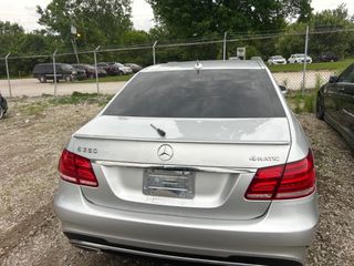 2014 Mercedes-Benz E 350 4MATIC - Exterior Rear Center Image